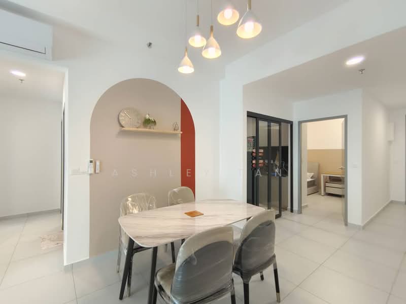 Service Residence for Sale at Sinaran @ Utropolis - Ashley Tan - Dining Room - PropertyGuru.com.my