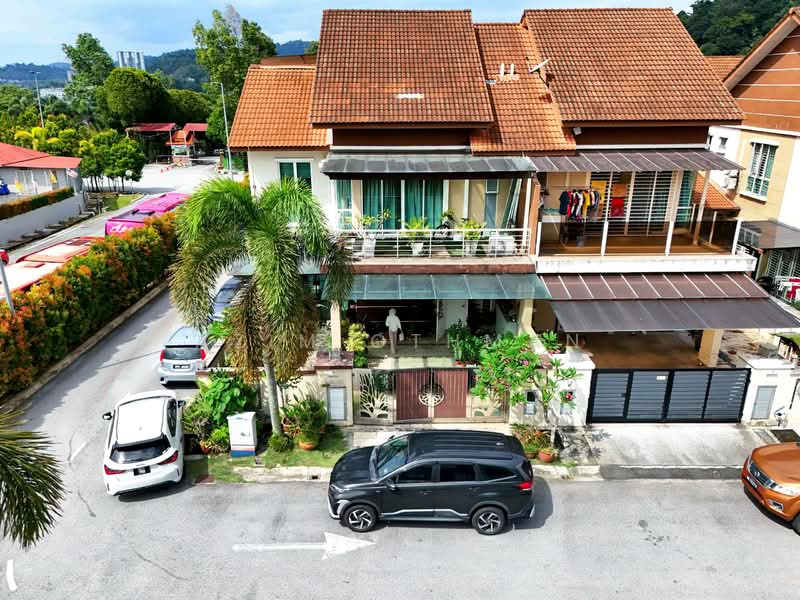Rumah Berkembar untuk Dijual di Ampang Saujana (Ampang) - Azim Othman - Exterior - PropertyGuru.com.my