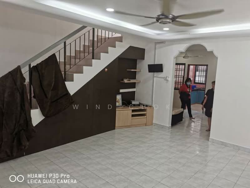 2-storey Terraced House for Sale in Taman Setia Indah (Tebrau) - Wind Chok - Living Room - PropertyGuru.com.my