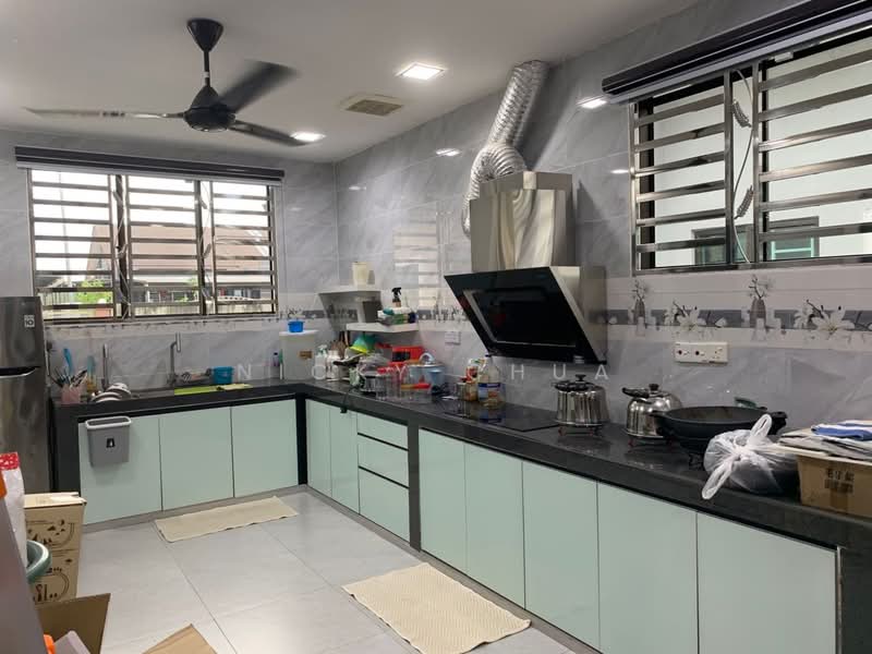 Semi-Detached House for Sale in Lukut (Negeri Sembilan) - Nicky Chua - Kitchen - PropertyGuru.com.my