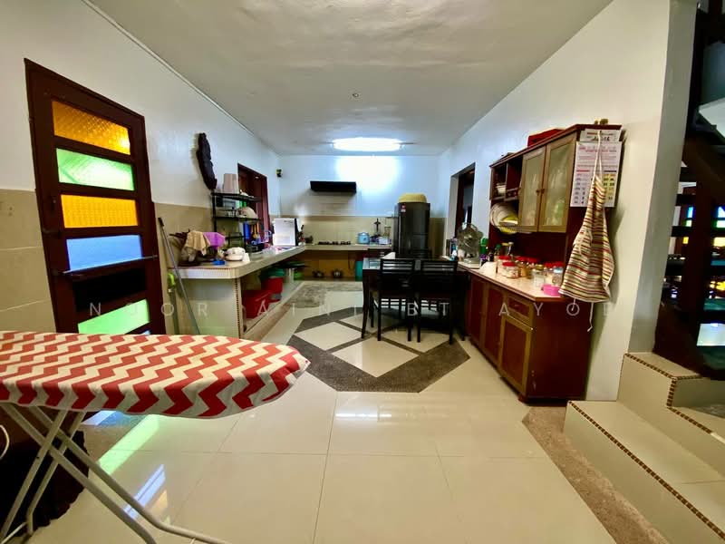 Agricultural Land for Sale in Kuantan (Pahang) - Noor Aini Bt Ayob - Kitchen - PropertyGuru.com.my
