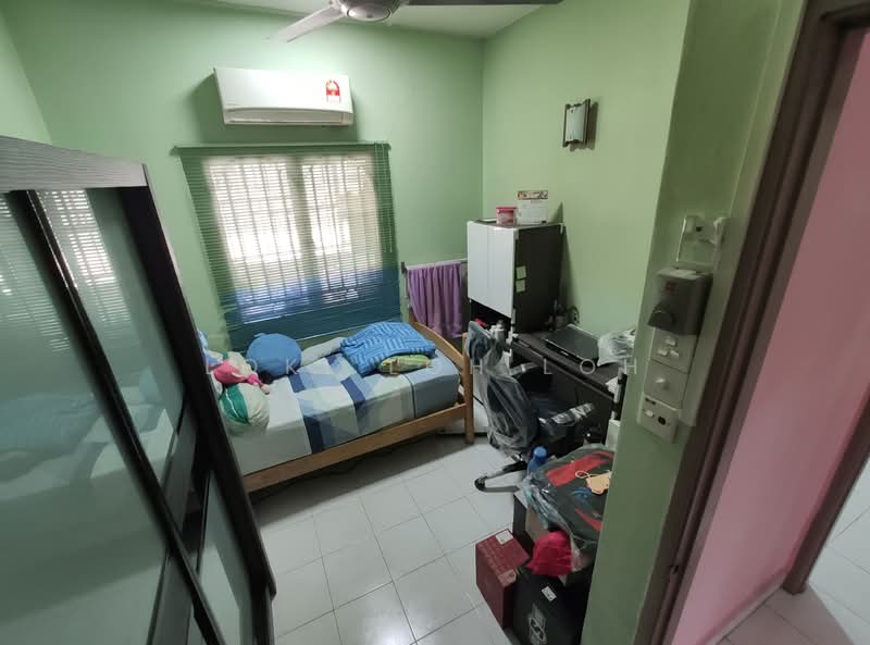 2-storey Terraced House for Sale in Selayang Baru (Selayang) - Loki Loh Loh - Bedroom - PropertyGuru.com.my