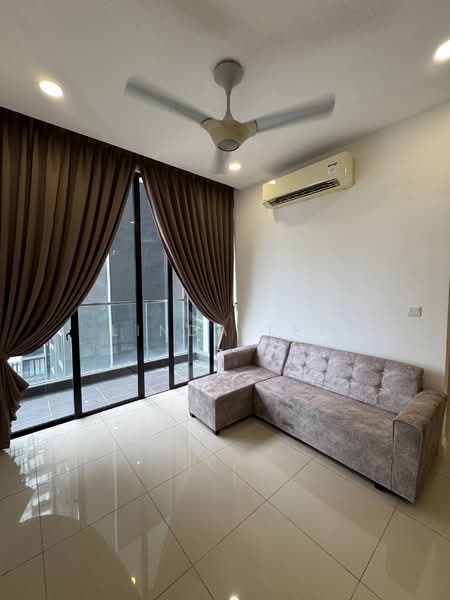 Servis Apartment untuk Disewa di D'Pristine - Linda Lee - Living Room - PropertyGuru.com.my
