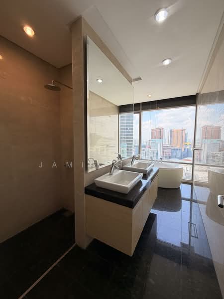 Service Residence for Sale at Pavilion Residences - Jamie Huynh - Bathroom - PropertyGuru.com.my