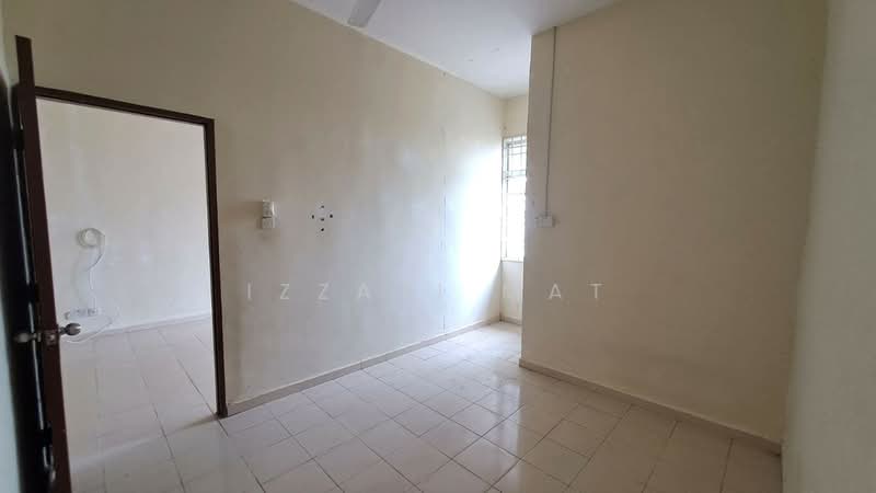 1-storey Terraced House for Sale in Pasir Puteh (Kelantan) - Izzati Mat - Interior - PropertyGuru.com.my