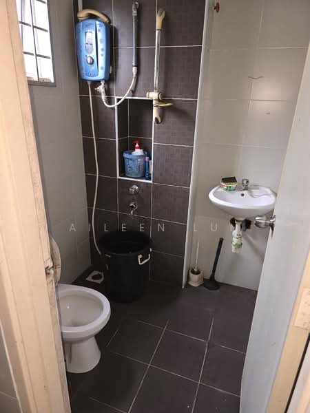 2-storey Terraced House for Sale in Nusa Bayu (Iskandar Puteri (Nusajaya)) - Aileen Lui - Bathroom - PropertyGuru.com.my