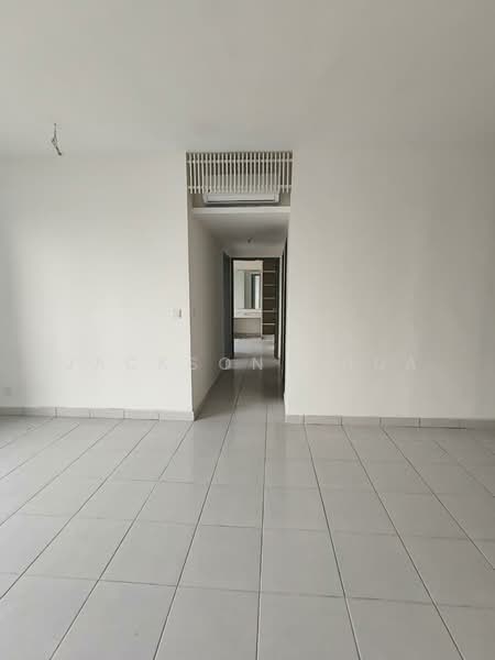 Servis Apartment untuk Dijual di E'Island Lake Haven - Jackson Chua - Corridor - PropertyGuru.com.my