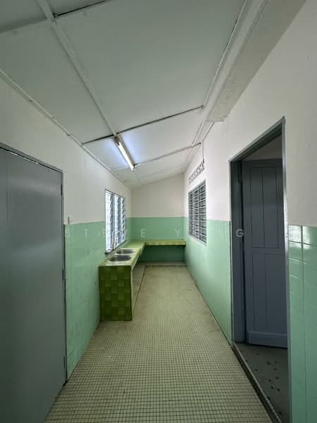 1-storey Terraced House for Sale in Taman Ehsan (Kepong) - Steve Yong - Kitchen - PropertyGuru.com.my