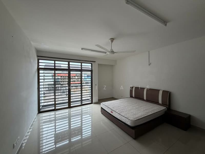 Rumah Teres 2 Tingkat untuk Dijual di Taman Damansara Aliff (Tampoi) - ALHAFIZ AZIS - Bedroom - PropertyGuru.com.my