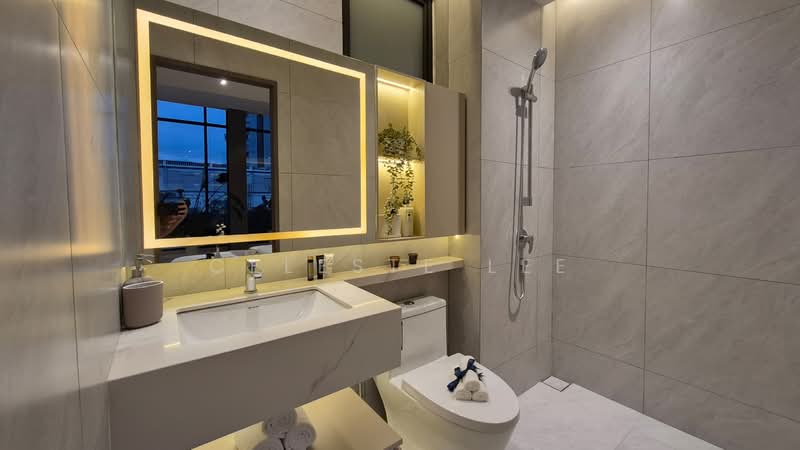 Service Residence for Sale at CTC SkyOne @ Bukit Chagar - Celeste Lee - Bathroom - PropertyGuru.com.my