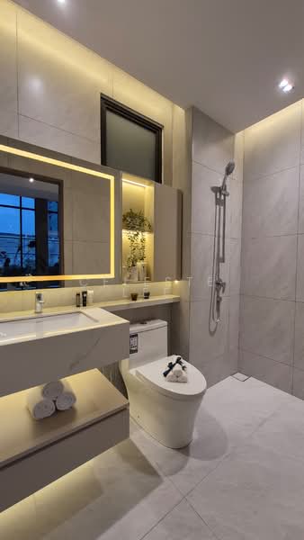 Service Residence for Sale at CTC SkyOne @ Bukit Chagar - Celeste Lee - Bathroom - PropertyGuru.com.my