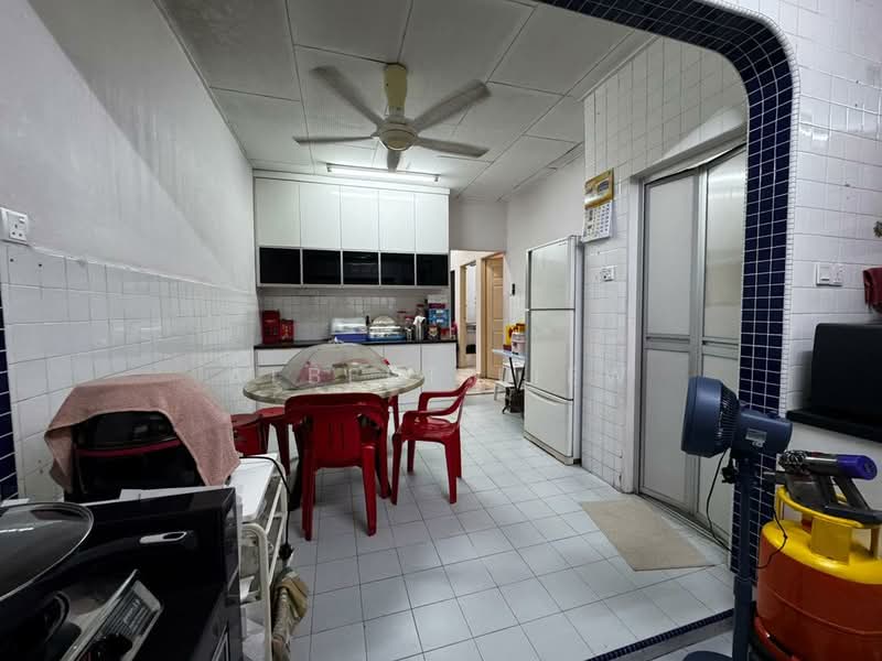 1-storey Terraced House for Sale in Bagan (Johor) - Albert Liew - Kitchen - PropertyGuru.com.my