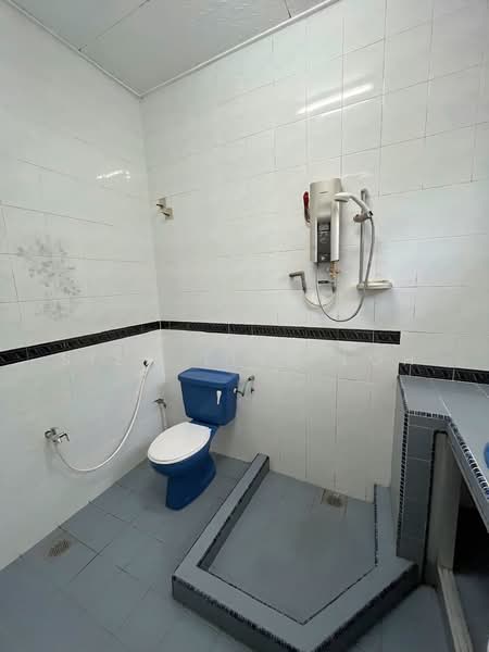 Rumah Teres 2 Tingkat untuk Disewa di Kelana Jaya (Petaling Jaya) - Siew Lian Loh - Bathroom - PropertyGuru.com.my