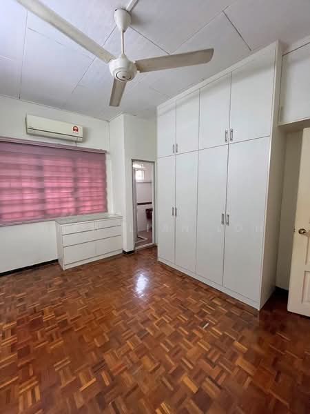 Rumah Teres 2 Tingkat untuk Disewa di Kelana Jaya (Petaling Jaya) - Siew Lian Loh - Bedroom - PropertyGuru.com.my