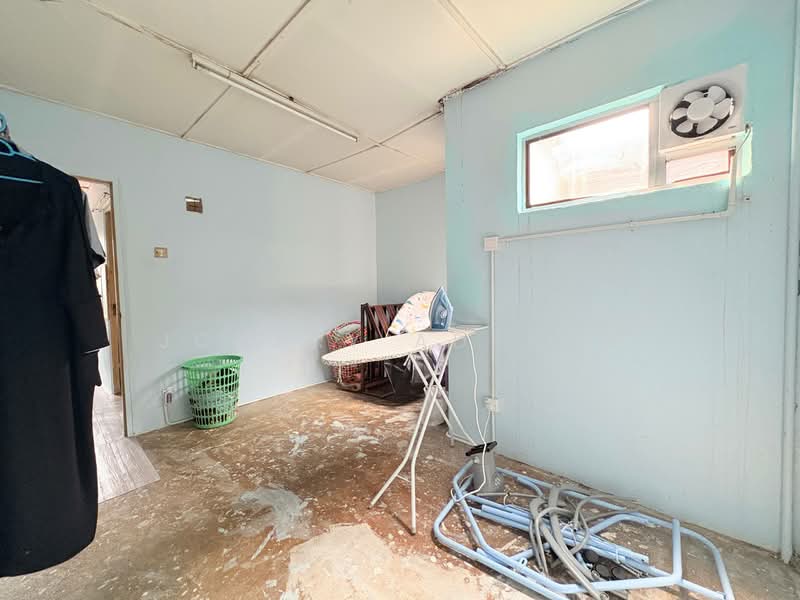 2-storey Terraced House for Sale in Seksyen 18 (Shah Alam) - Johary Adzhar - Interior - PropertyGuru.com.my