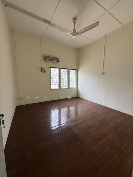 Terraced House for Sale in Taman Semabok (Melaka City) - Shalyn Tan - Interior - PropertyGuru.com.my