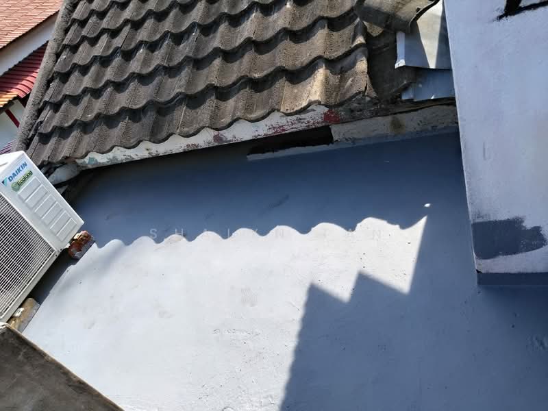 Terraced House for Sale in Taman Semabok (Melaka City) - Shalyn Tan - Roof - PropertyGuru.com.my