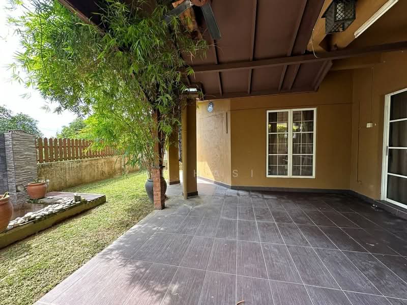 Rumah Teres 2 Tingkat untuk Dijual di Seksyen 1 Bandar Baru Bangi (Bandar Baru Bangi) - Zul Hasif - Exterior - PropertyGuru.com.my