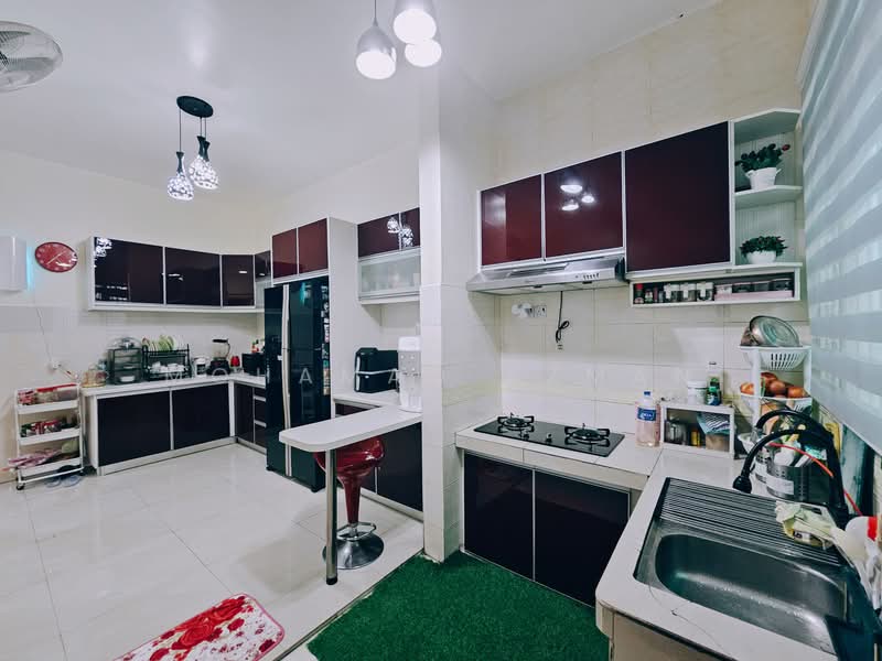 Rumah Teres untuk Dijual di Taman Selayang Permata (Batu Caves) - Mohamad Azman - Kitchen - PropertyGuru.com.my