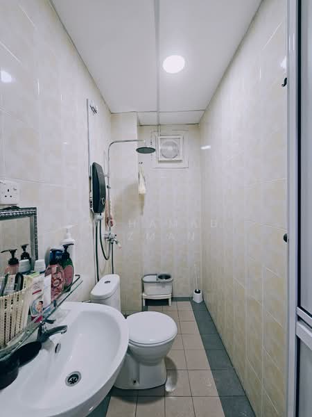 Rumah Teres untuk Dijual di Taman Selayang Permata (Batu Caves) - Mohamad Azman - Bathroom - PropertyGuru.com.my
