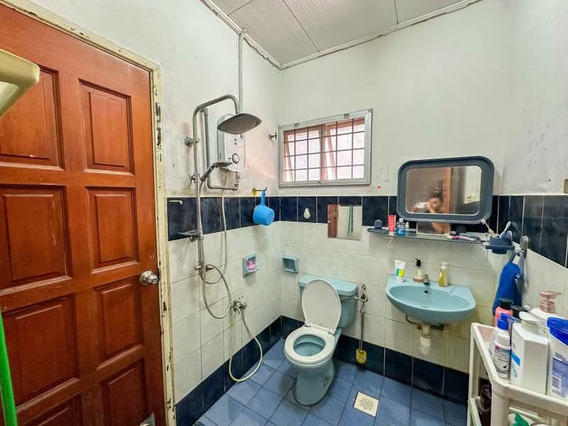 Condominium for Sale at Section 5 @ Wangsa Maju - Hanif Hanz - Bathroom - PropertyGuru.com.my