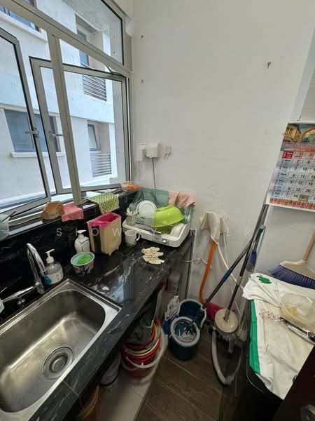 Condominium for Sale at Amberside @ Country Garden Danga Bay - Siow Yan Er - Kitchen - PropertyGuru.com.my