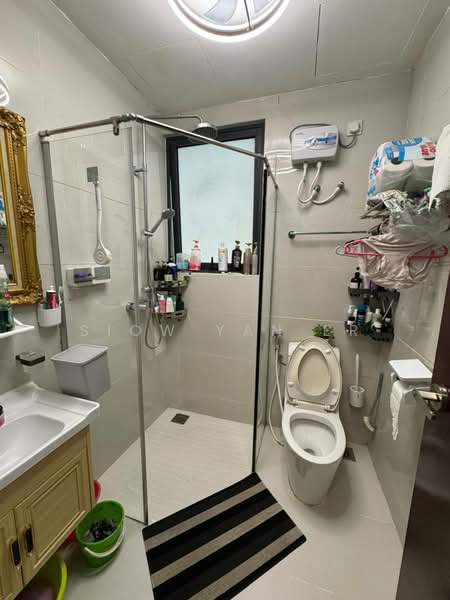 Condominium for Sale at Amberside @ Country Garden Danga Bay - Siow Yan Er - Bathroom - PropertyGuru.com.my