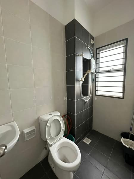 Rumah Teres 2 Tingkat untuk Dijual di Setia Ecohill (Semenyih) - Alvin Lee - Bathroom - PropertyGuru.com.my
