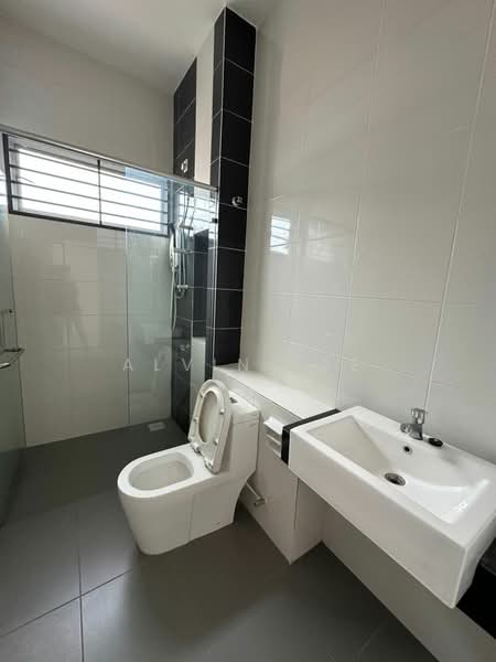 Rumah Teres 2 Tingkat untuk Dijual di Setia Ecohill (Semenyih) - Alvin Lee - Bathroom - PropertyGuru.com.my