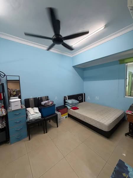 Rumah Teres 2 Tingkat untuk Dijual di Taman Molek (Johor Bahru) - Ethan Gan - Bedroom - PropertyGuru.com.my