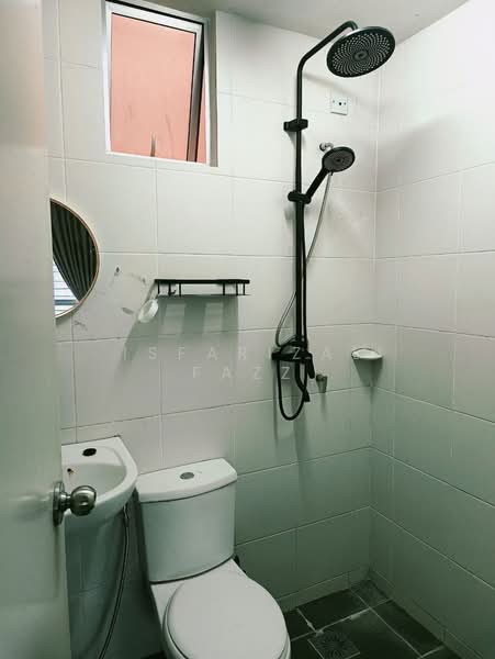 Kondominium untuk Disewa di Sky Awani Residensi 1 - Isfarizal fazz - Bathroom - PropertyGuru.com.my