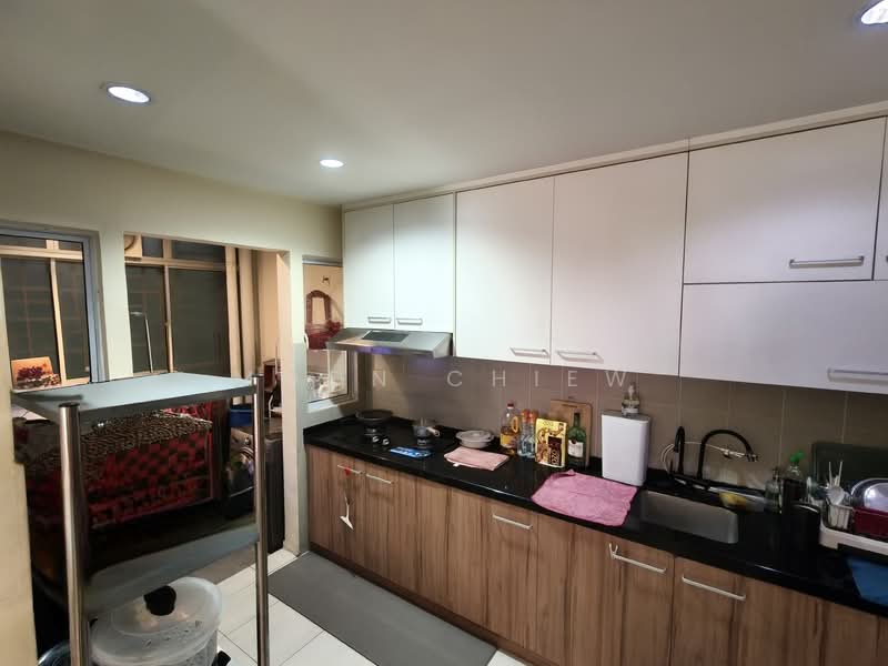 Service Residence for Sale at Koi Kinrara - Moon Chiew - Kitchen - PropertyGuru.com.my