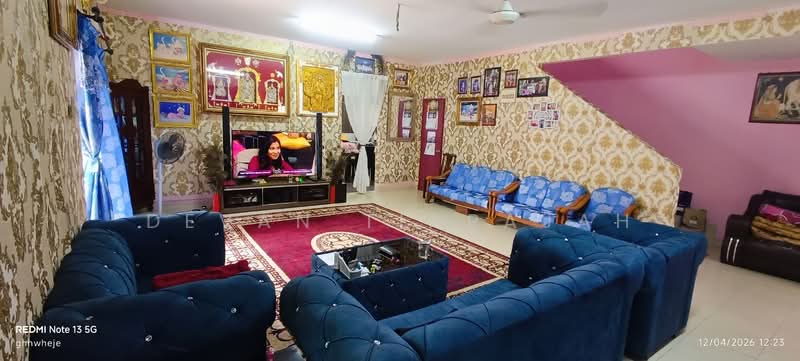2-storey Terraced House for Sale in Taman Suria Selayang (Selayang) - Devan Tiarajah - Living Room - PropertyGuru.com.my