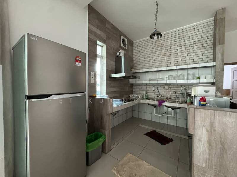 Rumah Berkembar untuk Disewa di Bercham (Ipoh) - Yet Kuong Lam - Kitchen - PropertyGuru.com.my