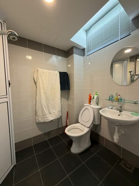 3-storey Terraced House for Sale in George Town (Penang) - Anson Tai - Bathroom - PropertyGuru.com.my