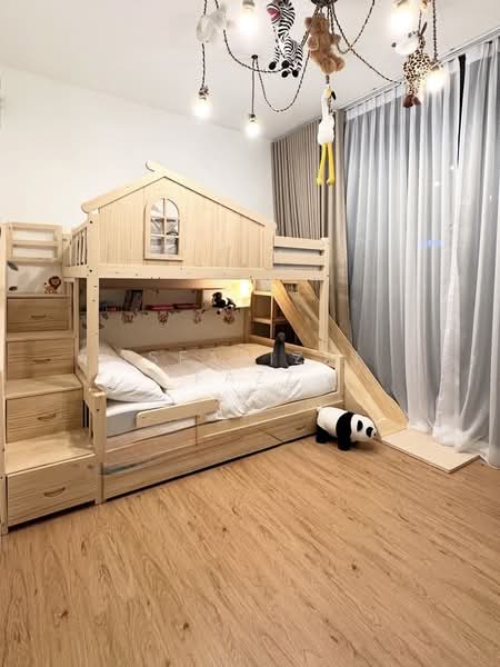 Service Residence for Rent at Majestic Residence - Isfarizal fazz - Bedroom - PropertyGuru.com.my