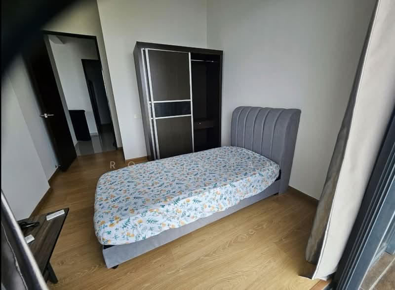 Kondominium untuk Disewa di Kings Bay @ Country Garden Danga Bay - Robbie Tan - Bedroom - PropertyGuru.com.my