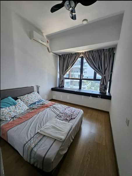 Kondominium untuk Disewa di Kings Bay @ Country Garden Danga Bay - Robbie Tan - Bedroom - PropertyGuru.com.my