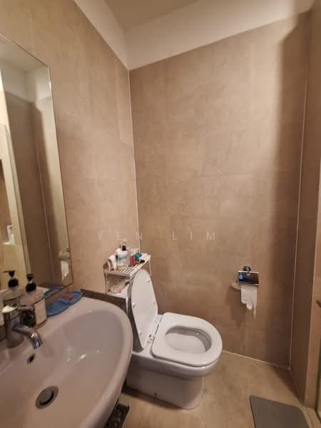 Servis Apartment untuk Dijual di Binjai Residency - Yen Lim - Bathroom - PropertyGuru.com.my