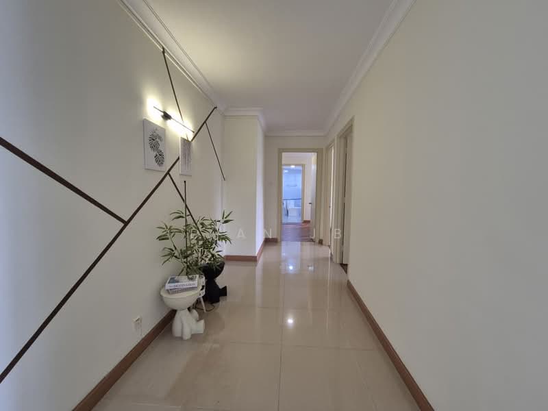 Condominium for Rent at The Straits View Condominium - Dian JB - Corridor - PropertyGuru.com.my