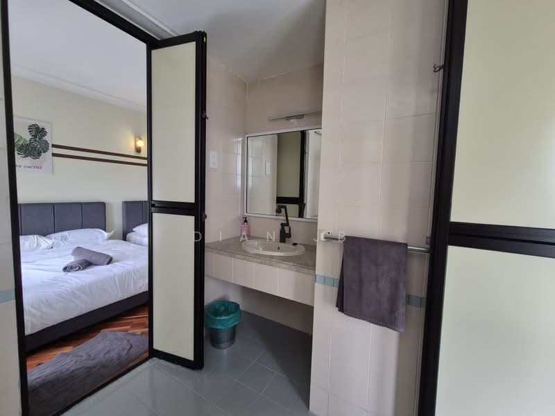 Condominium for Rent at The Straits View Condominium - Dian JB - Bedroom - PropertyGuru.com.my