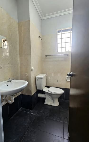 2-storey Terraced House for Sale in KL City Centre (Kuala Lumpur) - Denver Sin - Bathroom - PropertyGuru.com.my