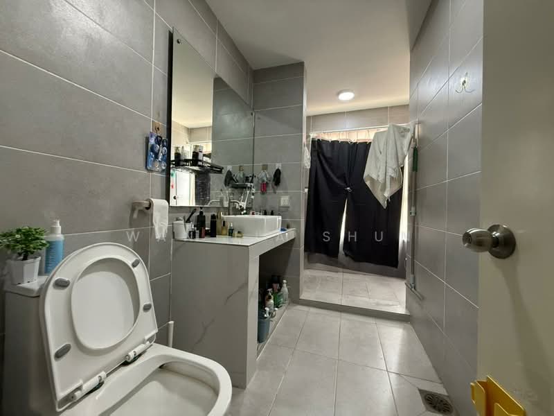 2-storey Terraced House for Rent in Taman Daya (Kepong) - Wan Jia Shun - Bathroom - PropertyGuru.com.my