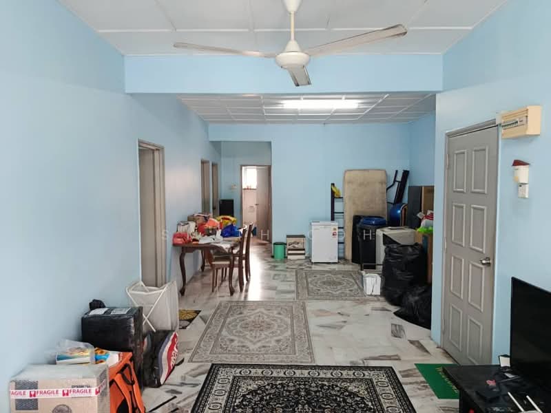 Apartment for Sale at Taman Desa Kempas - Smith Goh - Living Room - PropertyGuru.com.my