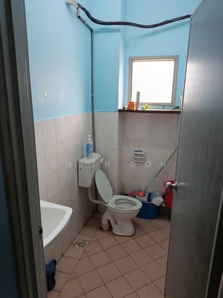 Apartment for Sale at Taman Desa Kempas - Smith Goh - Bathroom - PropertyGuru.com.my