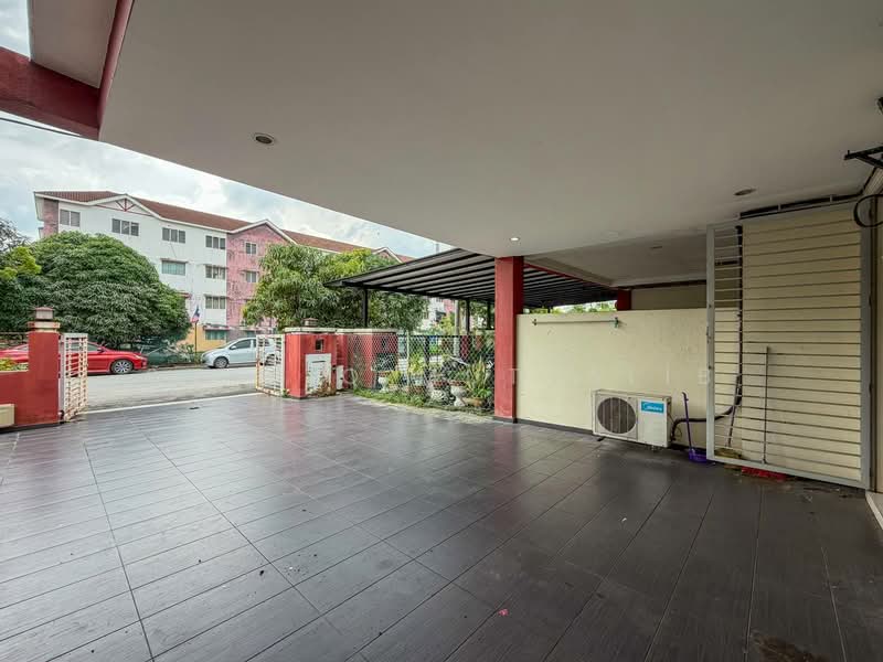2-storey Terraced House for Sale in Bandar Parklands (Klang) - Shafiq Muttalib - Exterior - PropertyGuru.com.my