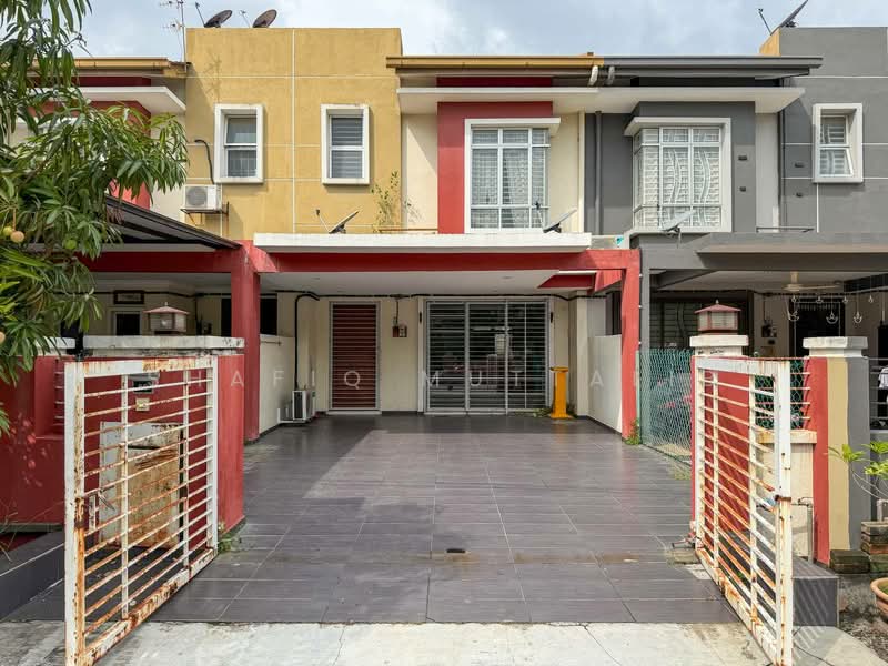 2-storey Terraced House for Sale in Bandar Parklands (Klang) - Shafiq Muttalib - Exterior - PropertyGuru.com.my