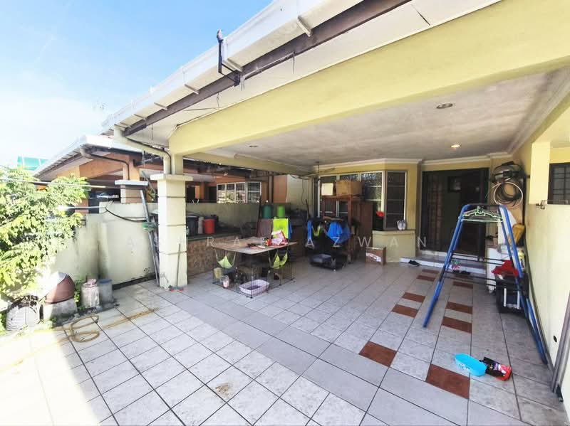 Rumah Teres 2 Tingkat untuk Dijual di Shah Alam (Selangor) - Ashraf Azwan - Exterior - PropertyGuru.com.my