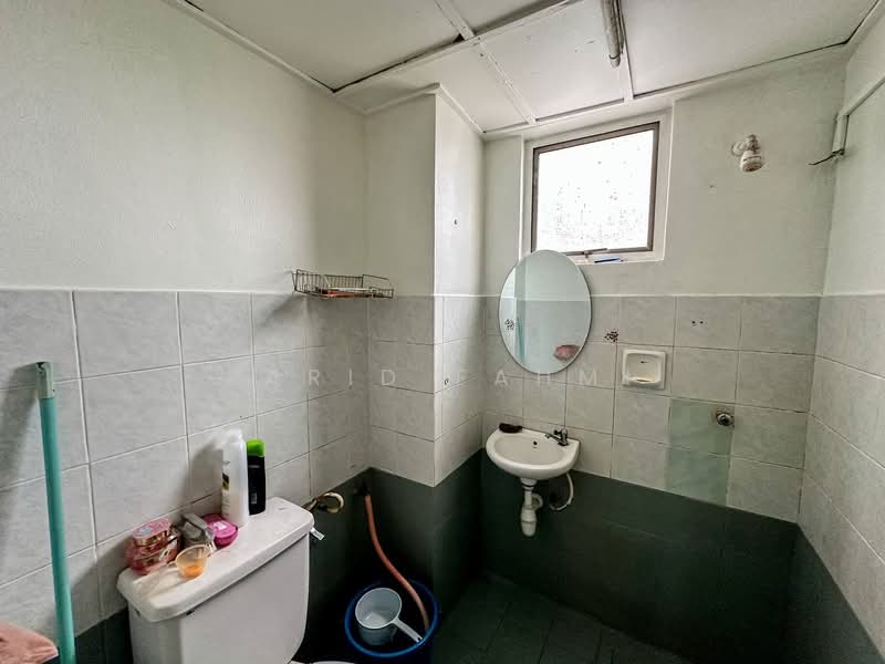 Apartment for Sale at Avenue Court - Farid Fahmi - Bathroom - PropertyGuru.com.my