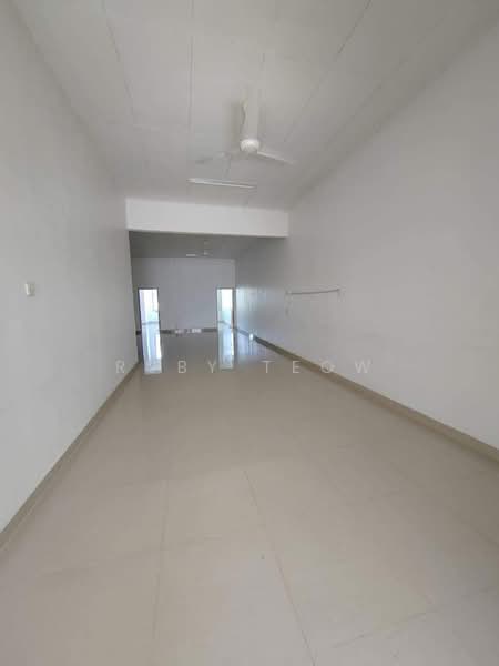 Shop for Sale in Bandar Putra (Kulai) - Ruby Teow - Interior - PropertyGuru.com.my